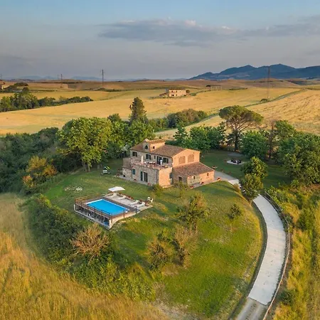 Podere I Sorbi, Spacious Tuscan Villa, Lajatico, Nr Pisa Holiday home Molino Mazzetti