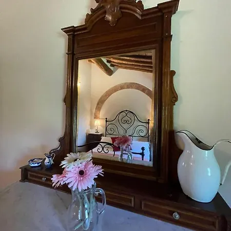 펜션 Podere I Sorbi, Spacious Tuscan In Lajatico, Near Pisa & Volterra *